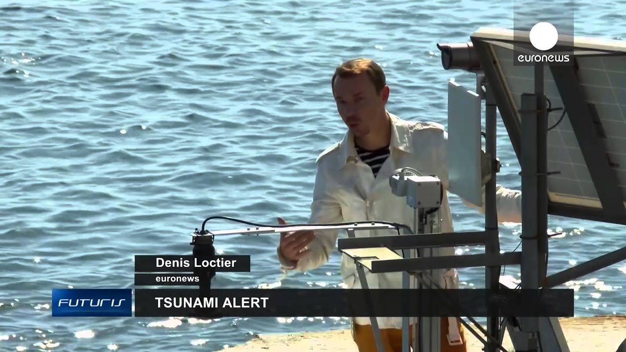 Tsunami alert • Denis Loctier